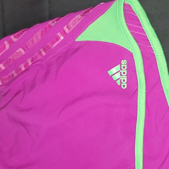 Lightweight Adidas Running Shorts Size Med - Picture 4 of 7